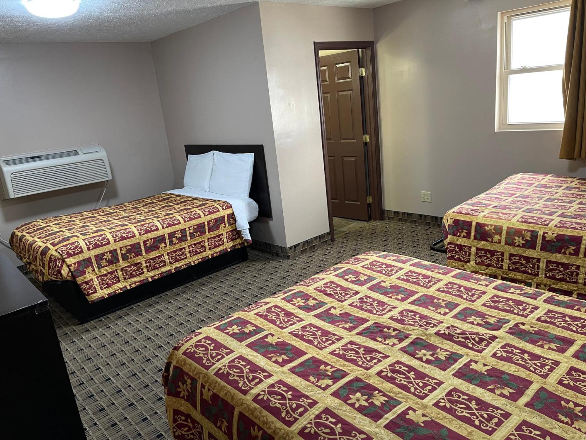Economy Inn & Suites 애슈터뷸라 외부 사진