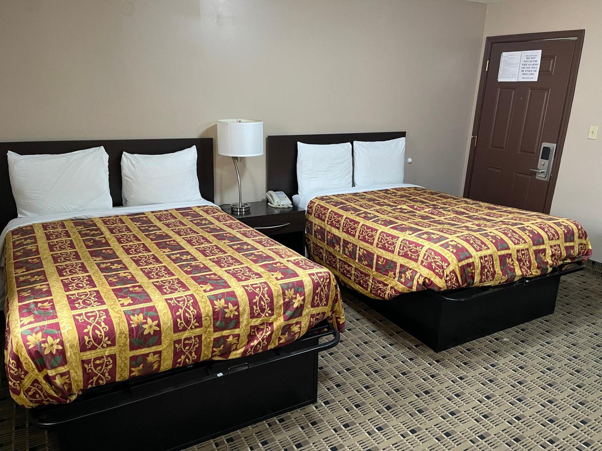 Economy Inn & Suites 애슈터뷸라 외부 사진