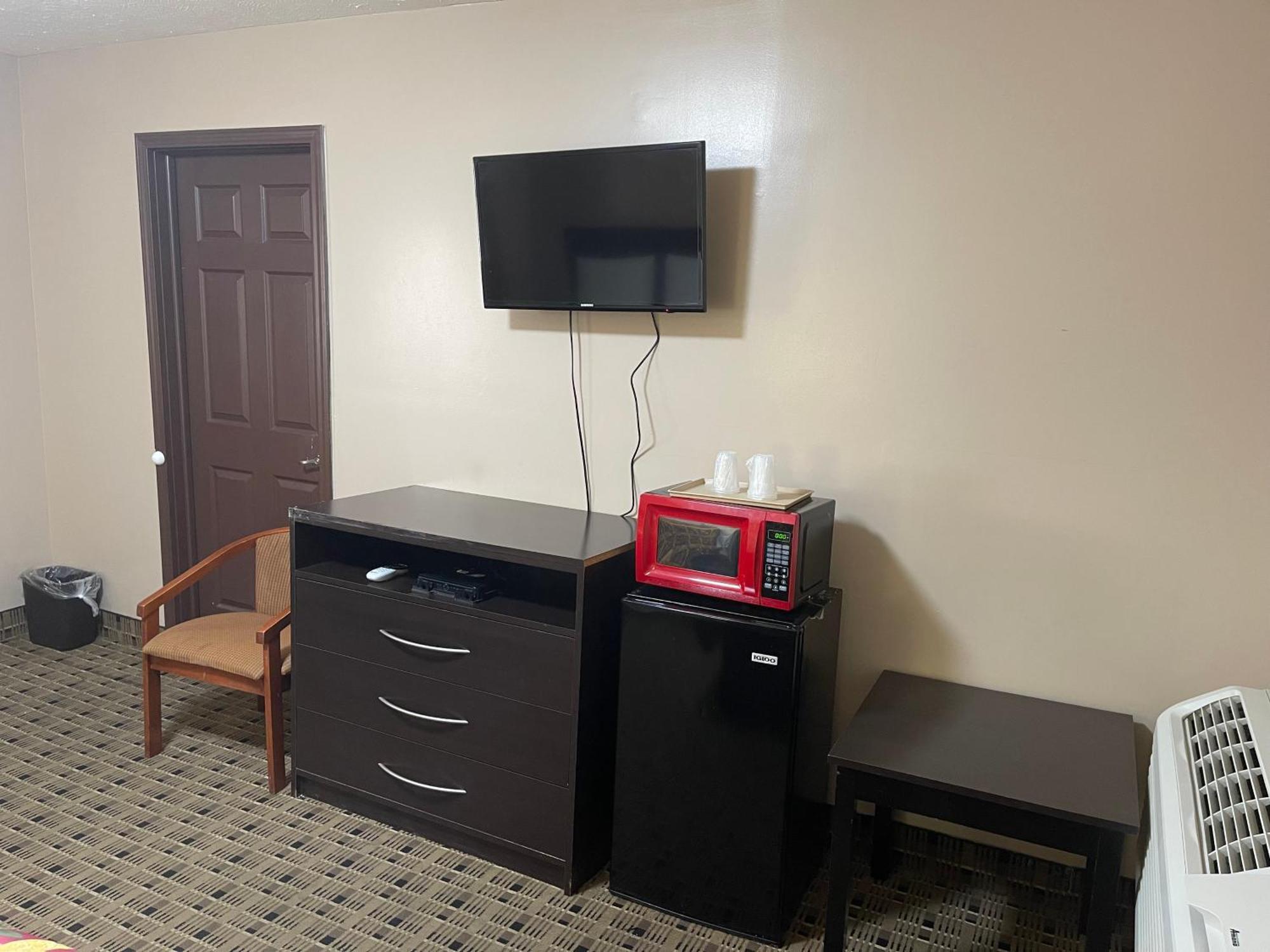 Economy Inn & Suites 애슈터뷸라 외부 사진
