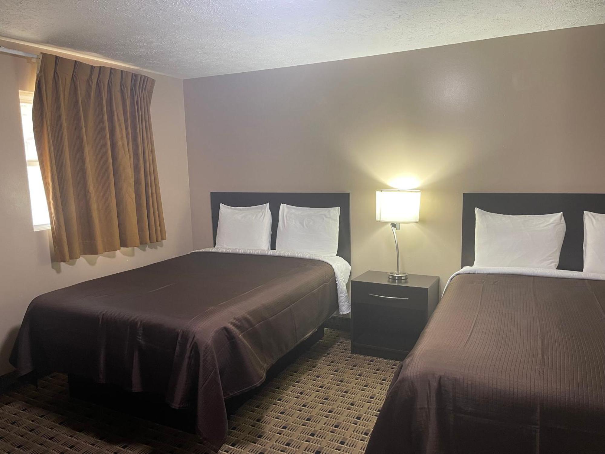 Economy Inn & Suites 애슈터뷸라 외부 사진