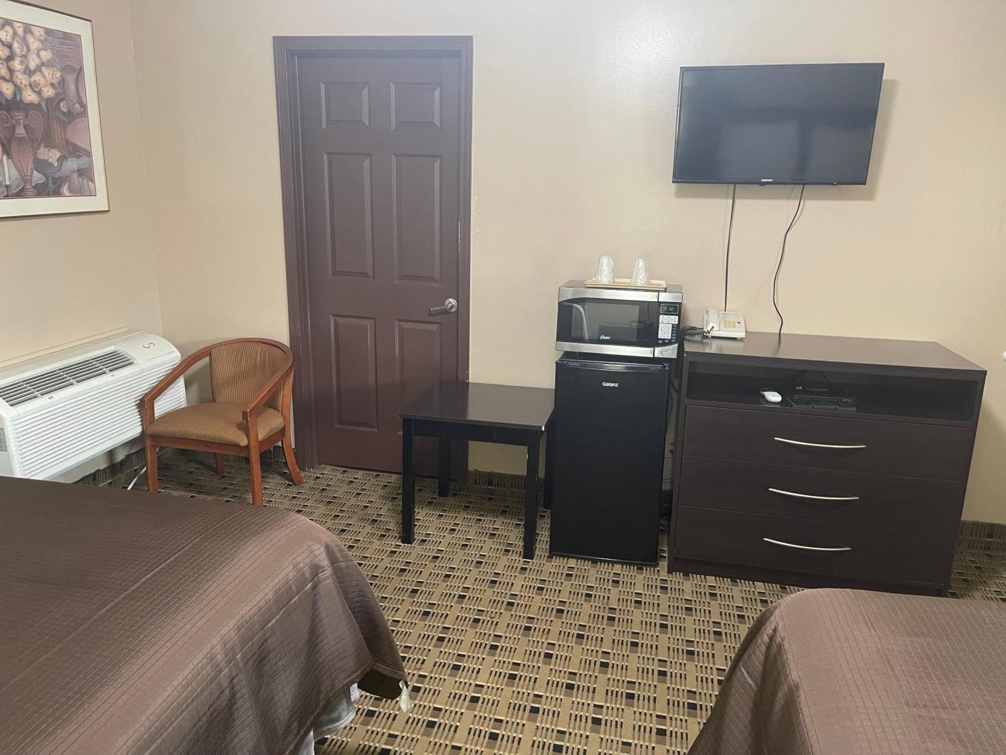 Economy Inn & Suites 애슈터뷸라 외부 사진